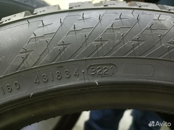 Nokian Tyres Hakkapeliitta 10p SUV 275/45 R20 и 305/40 R20