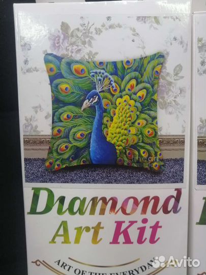 Подушка из алмазной мозаики