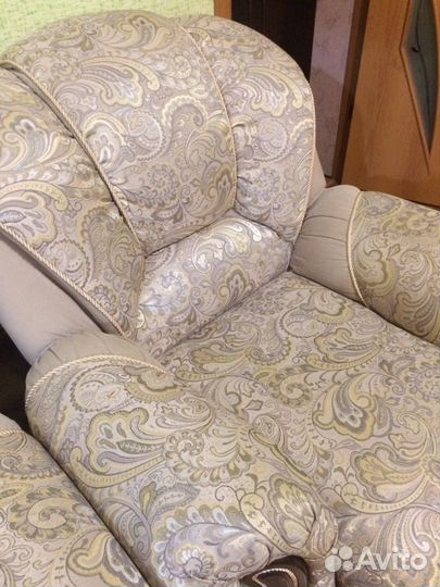 Диван и 2 кресла