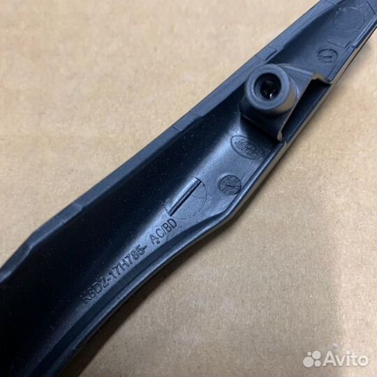 Вставка бампера Land Rover