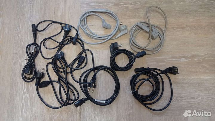Сетевой кабель