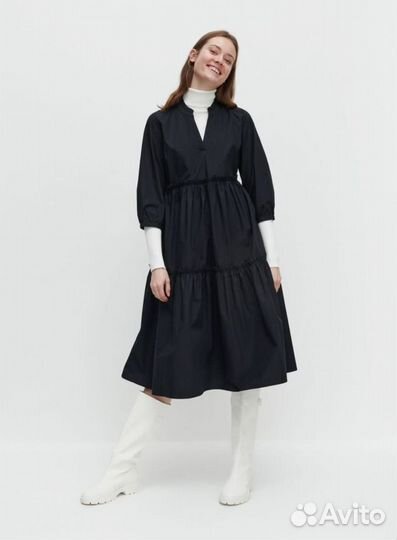 Платье бренда 