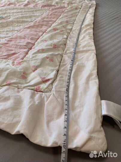 Одеяло и бортики в детскую кроватку MotherCare