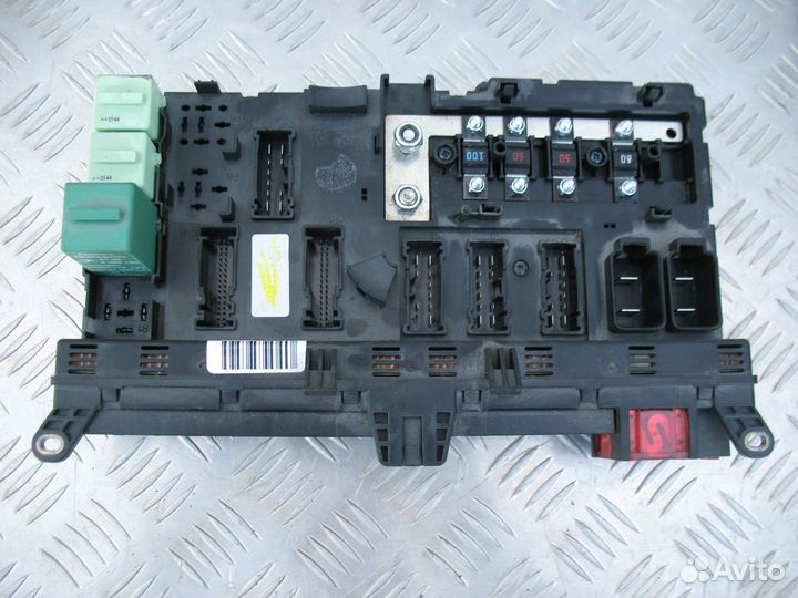 Блок предохранителей салонный BMW X5 E53 2002г