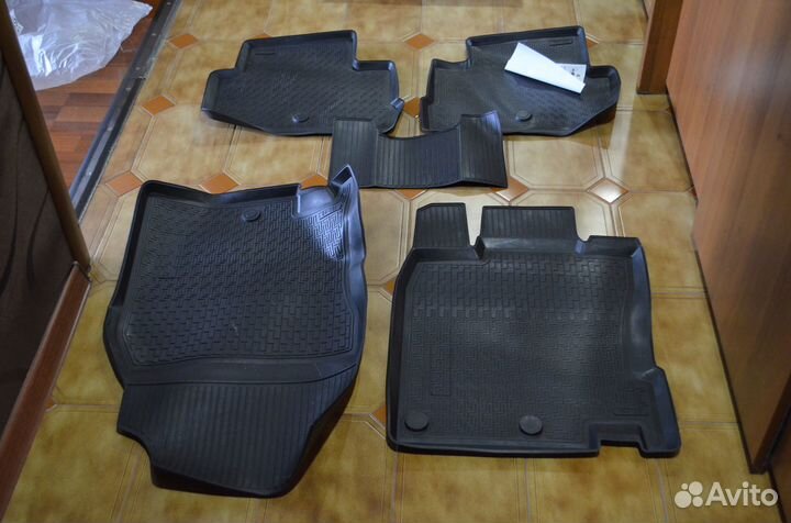 Коврики салона Nissan Qashqai II кр.росс.14-15