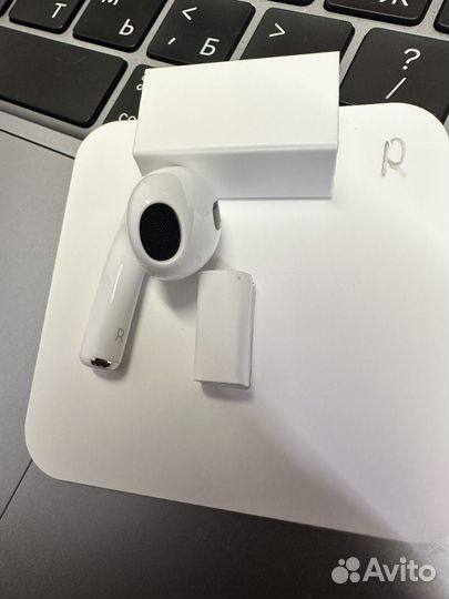 Наушник Apple AirPods 3 правый