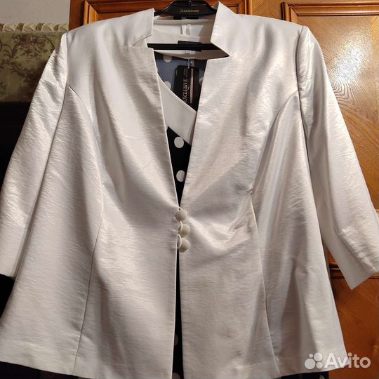 Платье с пиджаком (накидкой)