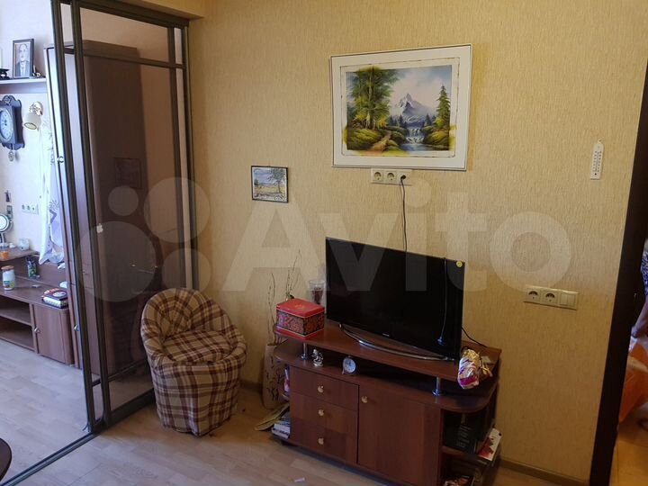 2-к. квартира, 43 м², 2/15 эт.