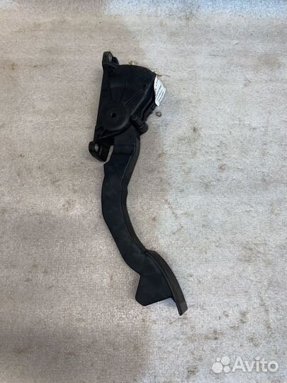 Педаль газа на Ford Focus 2 1,6 shda shdc