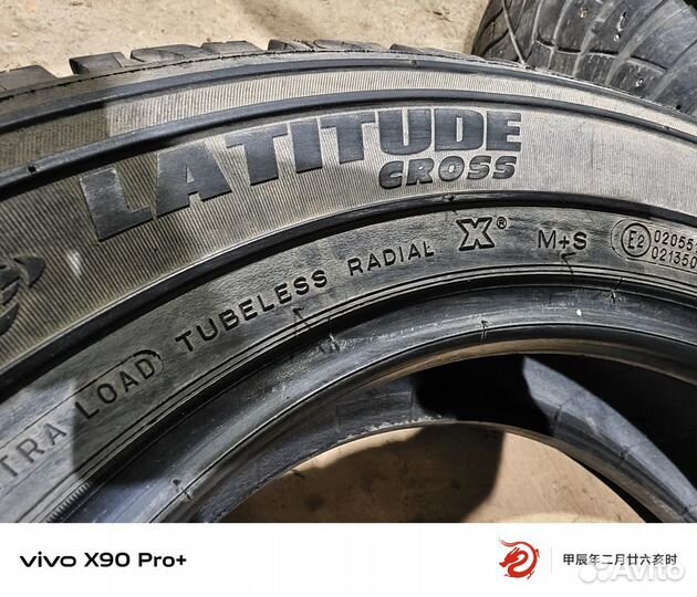 Michelin Latitude Cross 215/65 R16