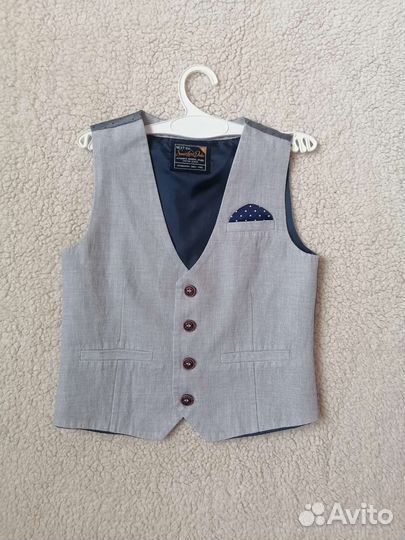 Жилет нарядный Next