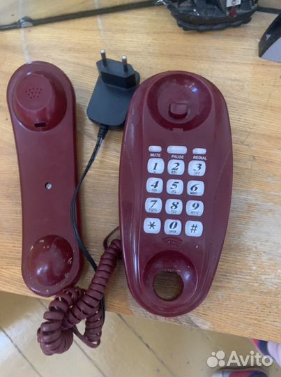 Стационарный телефон