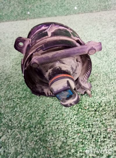 Фара противотуманная правая LADA Largus