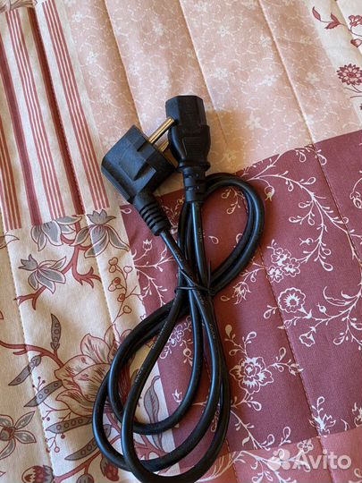 Кабель Шнур питания 220V -1.0м