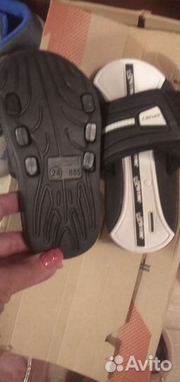 Отдам детскую обувь