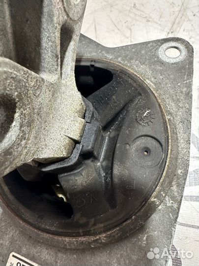 Подушка двигателя Opel Insignia G09 A18XER 2009