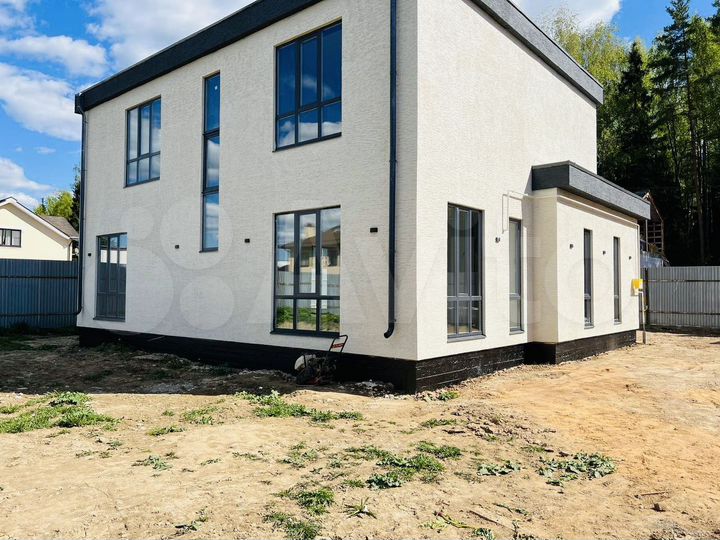 Дом 206 м² на участке 10 сот.