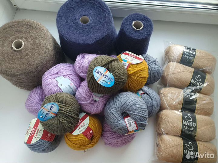 Пряжа в ассортименте меринос, альпака, мохер