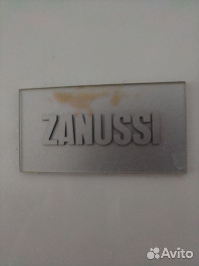Холодильник zanussi