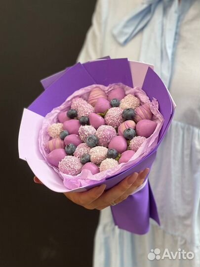 Клубничный букет