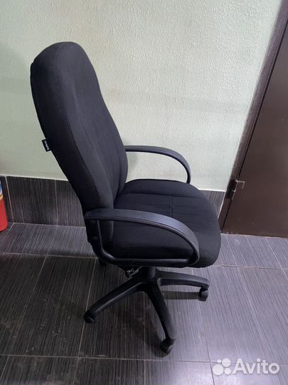Компьютерное кресло