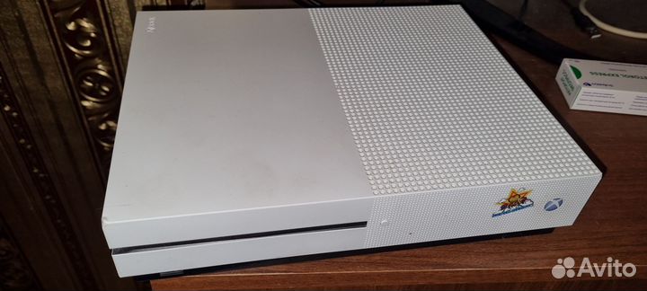 Xbox one s 1tb с играми