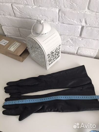 Высокие кожанные перчатки женские