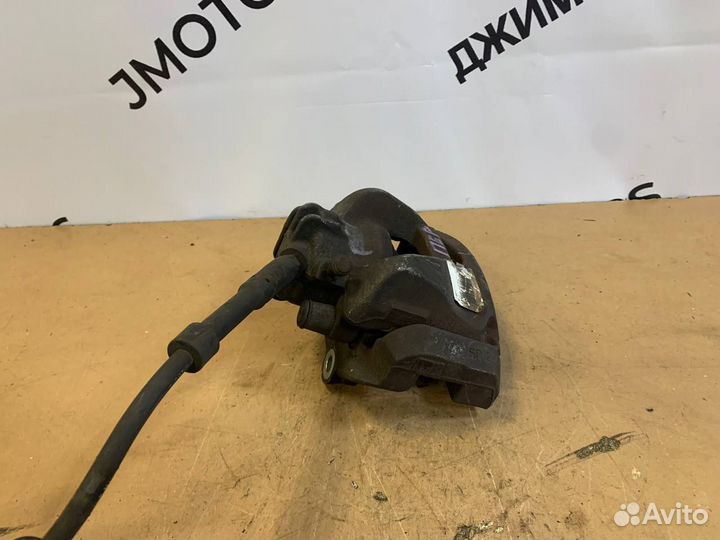 Суппорт тормозной передний правый Peugeot3008