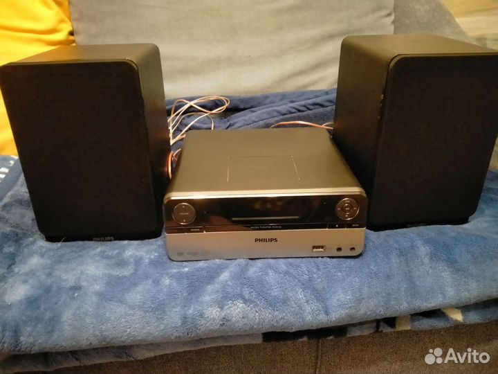 Домашний кинотеатр / музыкальный центр Philips
