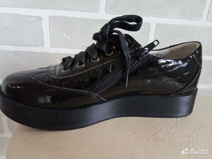 Туфли для девочки р.36