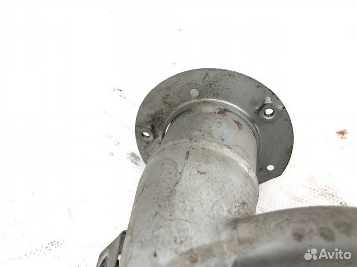 Горловина топливного бака Subaru Forester SG5