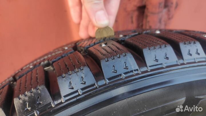 Pirelli Ice Zero 225/60 R17 103T