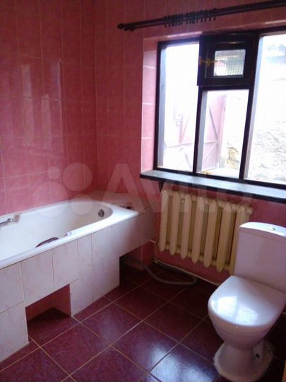 2-к. квартира, 70 м², 1/1 эт.