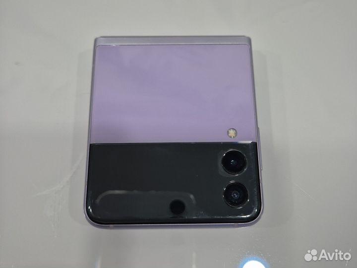 Samsung Galaxy Z Flip3, 8/128 ГБ