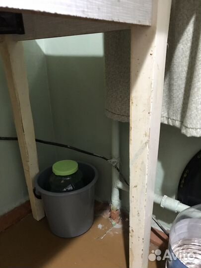 Кухонный стол