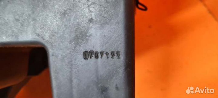 Корпус воздушного фильтра Cadillac Srx 3.6 2012