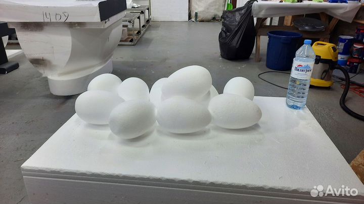 Яйцо большое из пенопласта