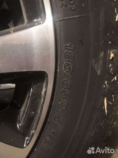Bridgestone Blizzak Ice 185/65 R15