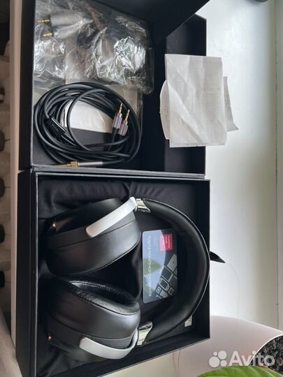 Наушники Sony MDR-Z7