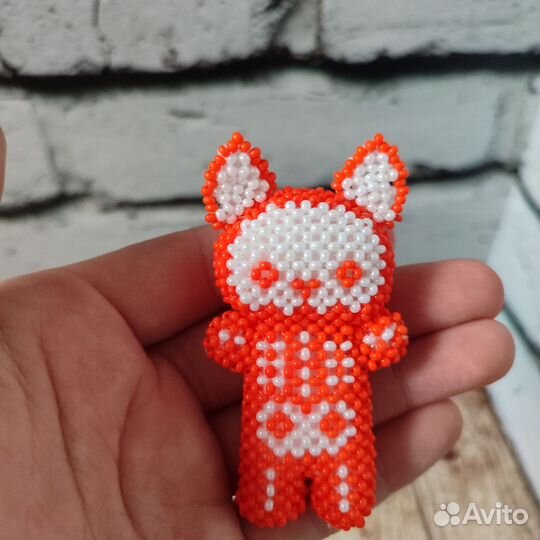 Амигуруми из бисера Кото-скелет