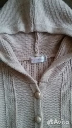 Вязанная кофточка на девочку