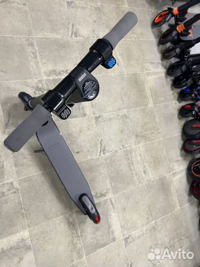 Электросамокат Ninebot es1 by seqway