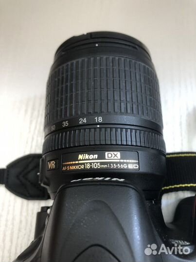 Зеркальный фотоаппарат