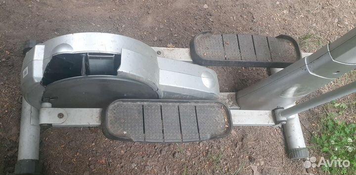 Эллиптический тренажер