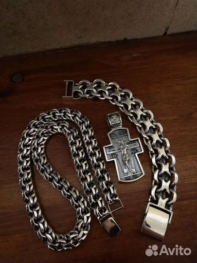 Серебряная цепь, крест и браслет