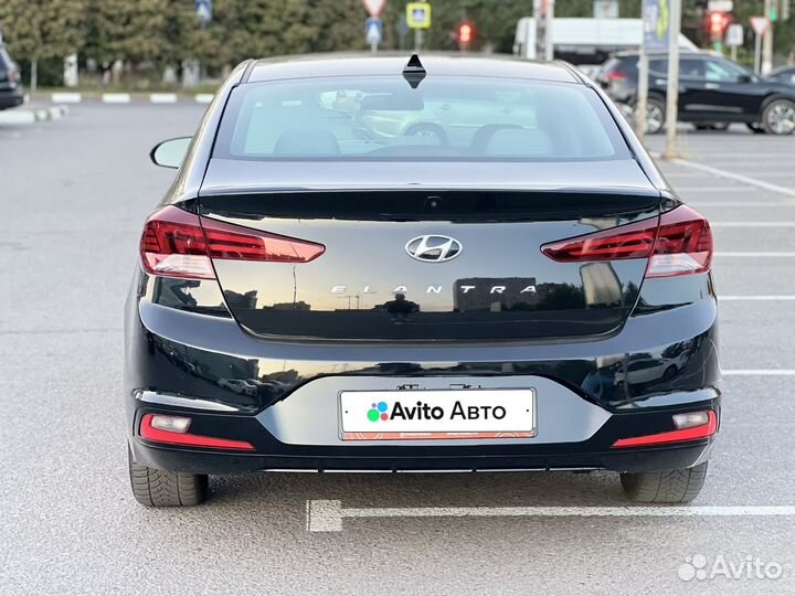 Hyundai Elantra 2.0 AT, 2020, 110 000 км