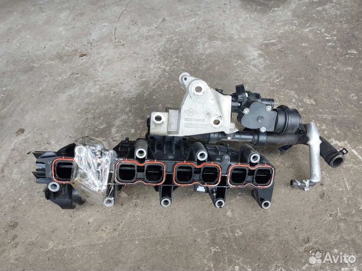 Коллектор впускной пластик 2.3DCI Renault Master 3