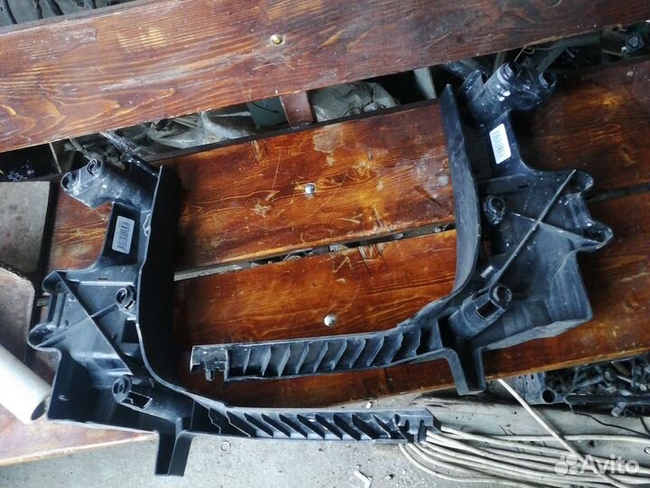 Кронштейн крепления заднего бампера BMW X5 F15