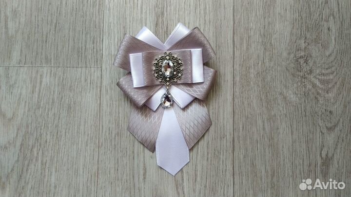 Заколки, резинки,украшения для волос, броши