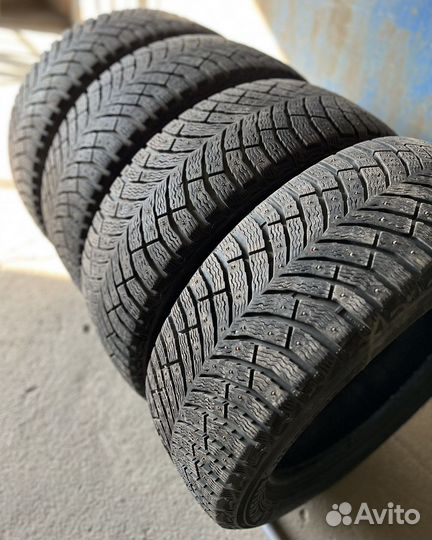 Michelin X-Ice North 4 225/50 R18